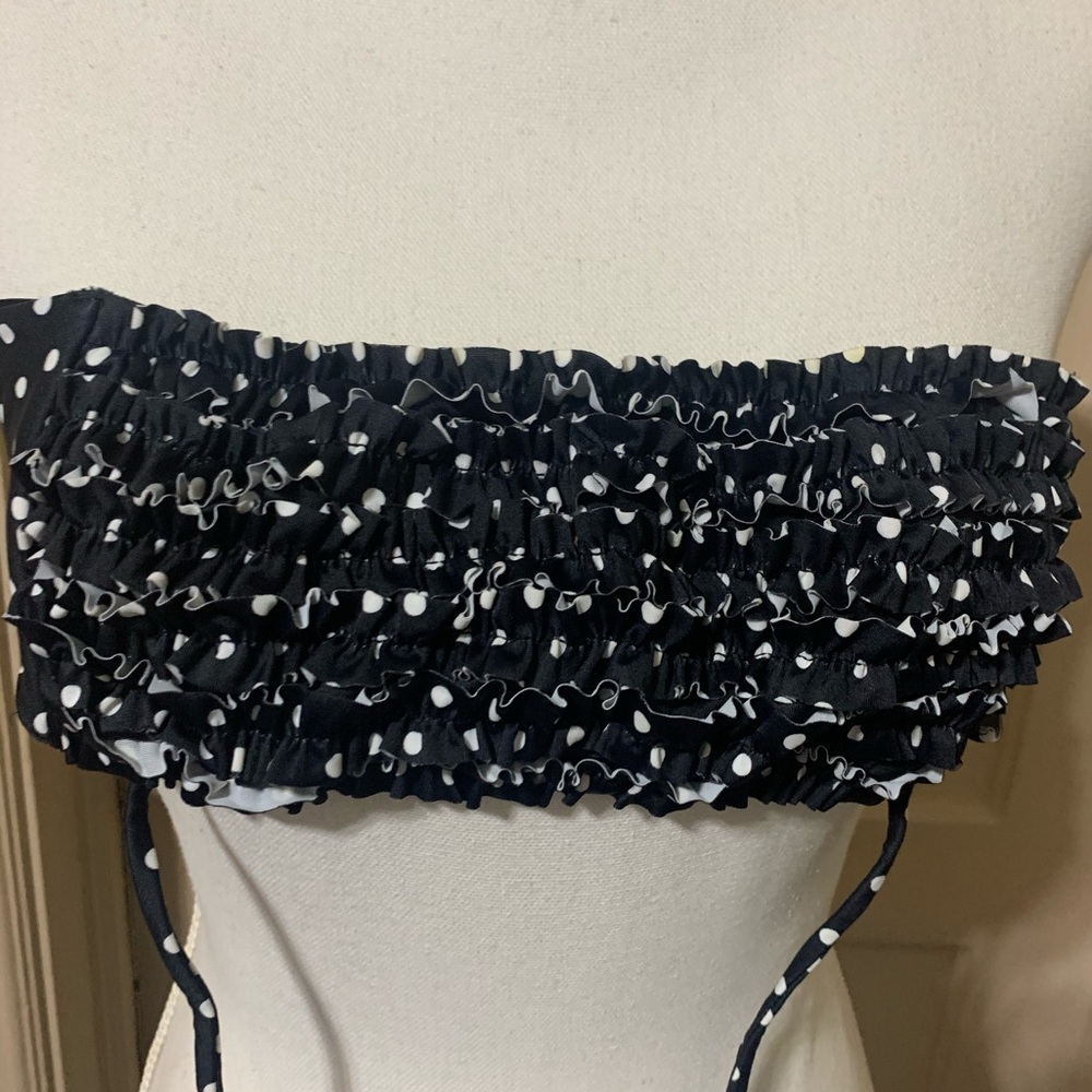 Victoria Secret size small bandeau swimsuit top K